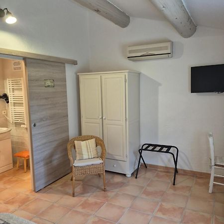 Mas Clement - Chambre Et Table D'Hotes LʼIsle-sur-la-Sorgue Exterior foto