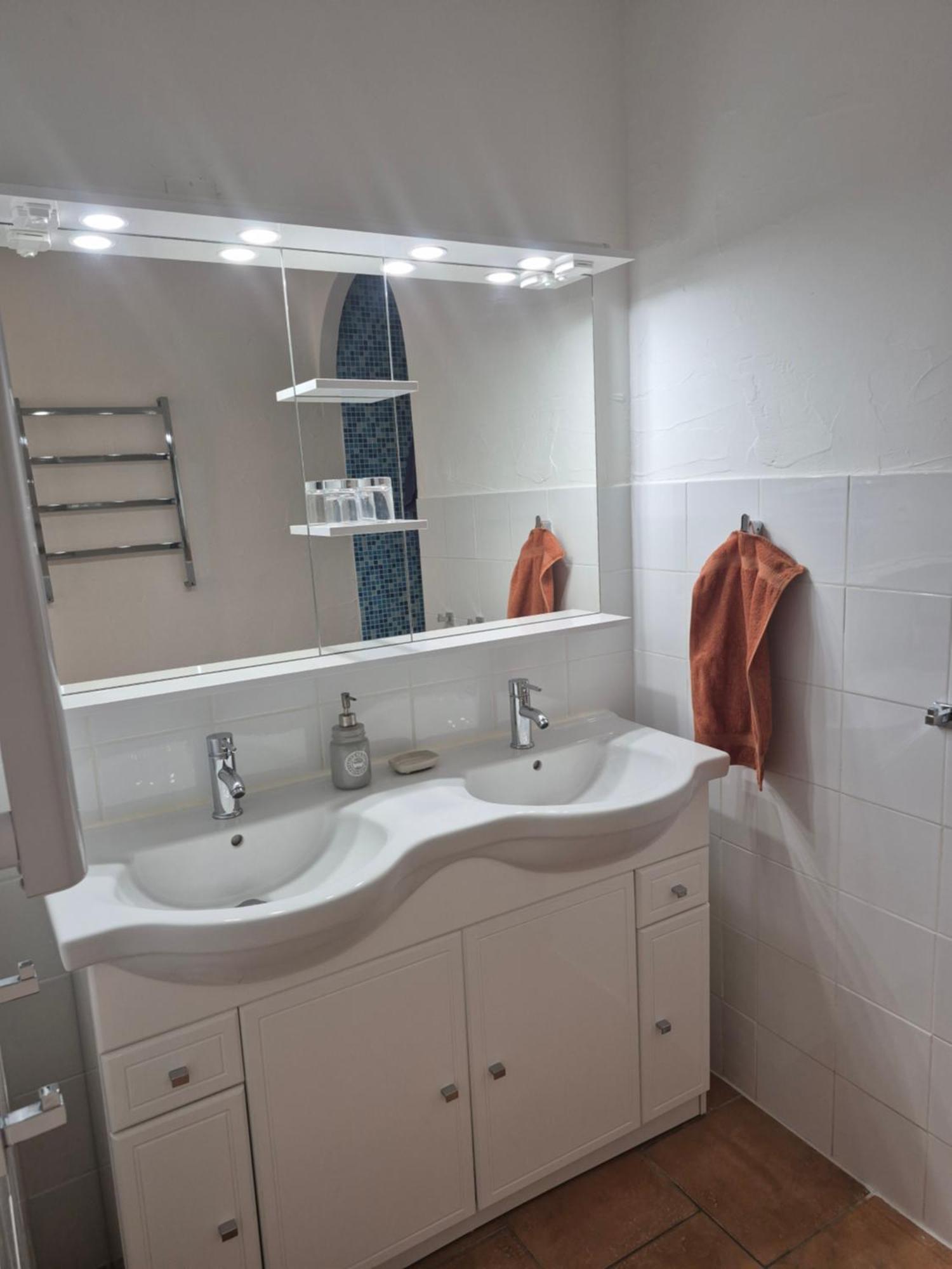 Mas Clement - Chambre Et Table D'Hotes LʼIsle-sur-la-Sorgue Exterior foto