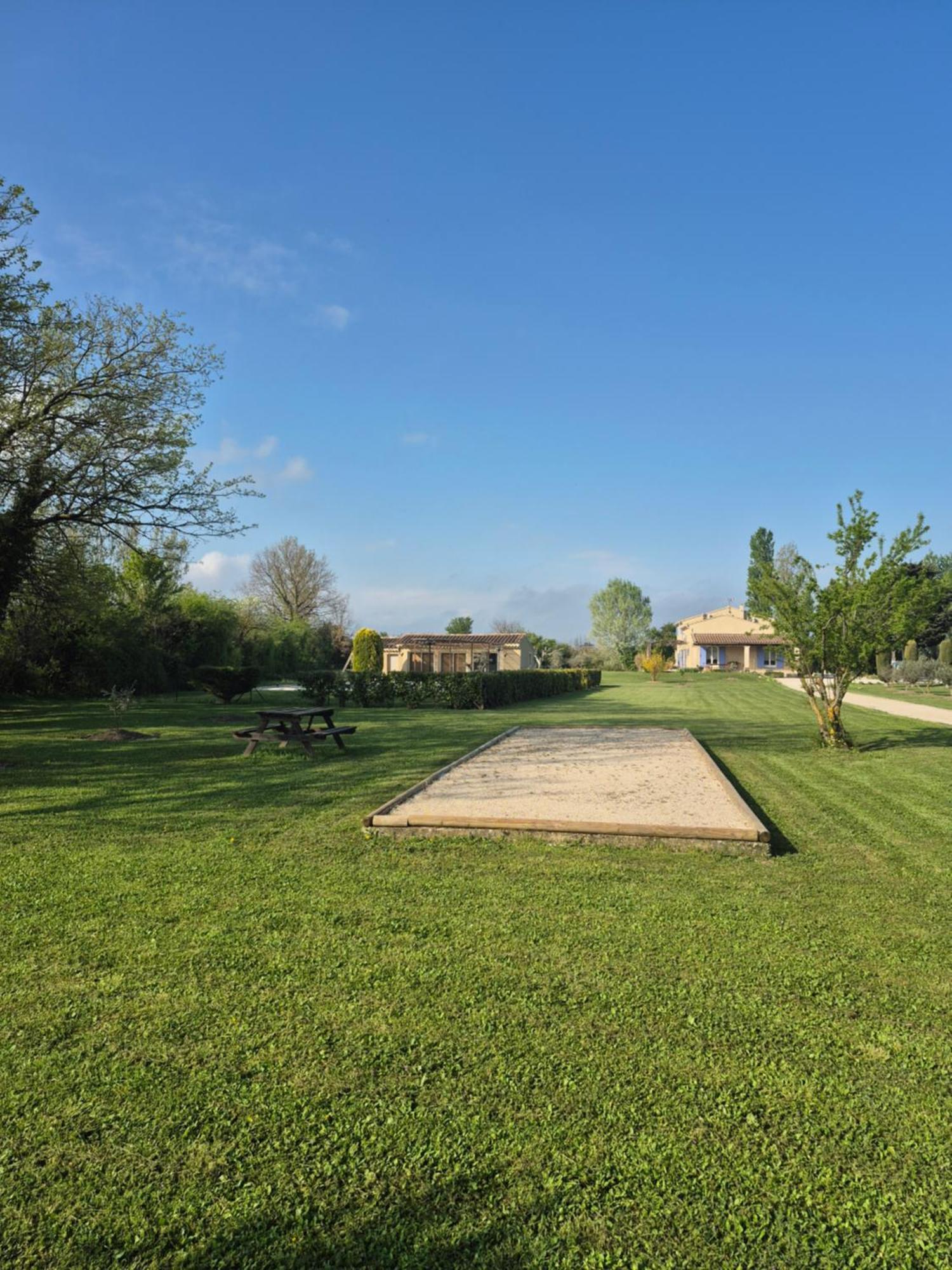 Mas Clement - Chambre Et Table D'Hotes LʼIsle-sur-la-Sorgue Exterior foto
