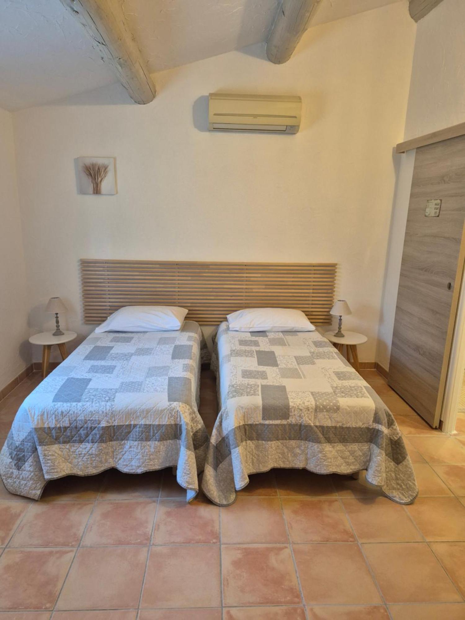 Mas Clement - Chambre Et Table D'Hotes LʼIsle-sur-la-Sorgue Exterior foto